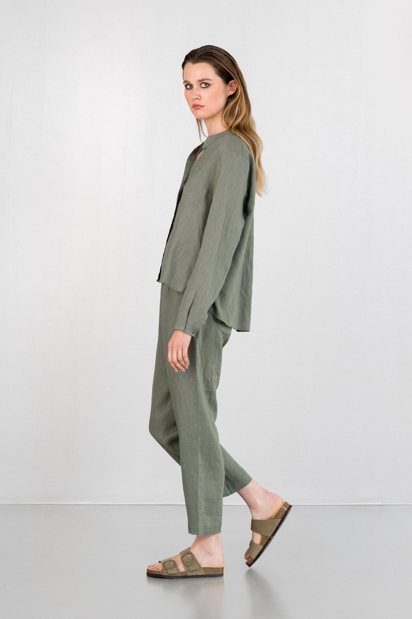 LINEN CROPPED SHIRT